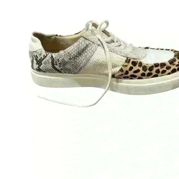 Vaneli Sport Shoes Womens 10M Yarol Multi Snake Animal Print Pony Hair Sneakers - Picture 4 of 7